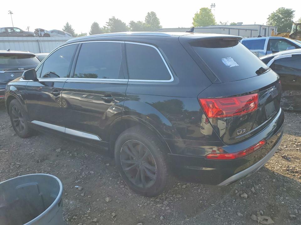 2017 Audi Q7 VIN WA1AAAF76HD005049 COPART salvage auction — MECHANICAL, Md - Certificate Of Title, sold $4,100 on 2026-07-27 (photo 2)