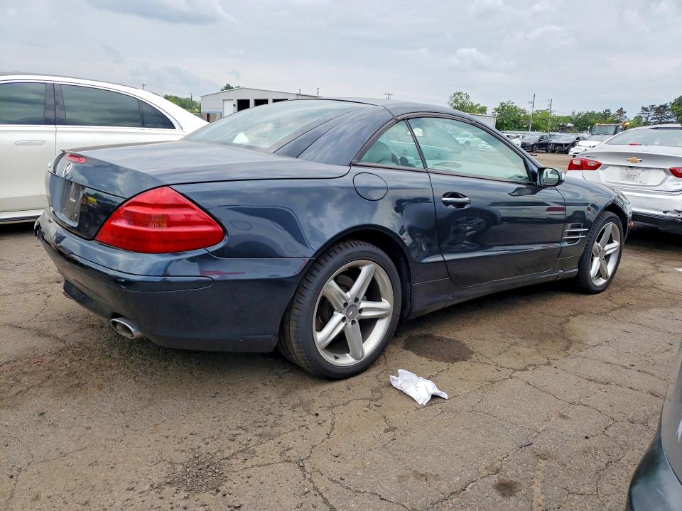 2004 Mercedes-benz Sl-class VIN WDBSK75F64F070628 COPART salvage auction — REAR END, CT - CERT OF TITLE-SALVAGE, sold $3,900 on 2026-07-14 (photo 3)