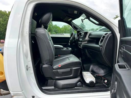 2021 Ram 3500 VIN 3C7WRSBL0MG568742 COPART salvage auction — MINOR DENT/SCRATCHES, In - Certificate Of Title, sold $9,800 on 2026-07-29 (photo 8)