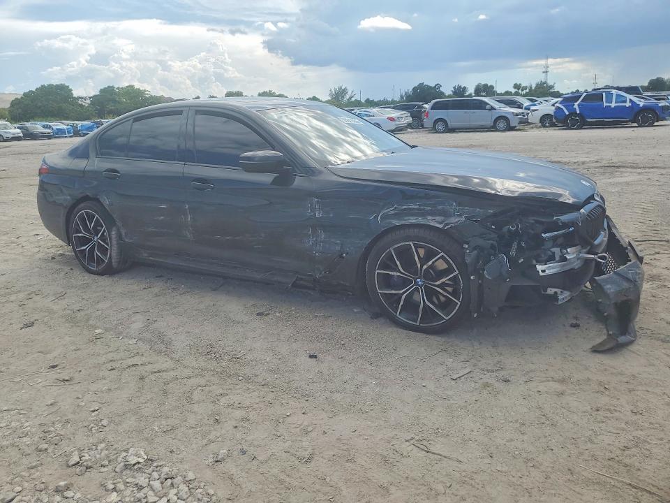 2022 BMW 5er VIN WBA73BJ0XNCK28929 COPART salvage auction — FRONT END, Fl - Cert Of Title Slvg Rebuildable, sold $23,600 on 2026-08-04 (photo 4)