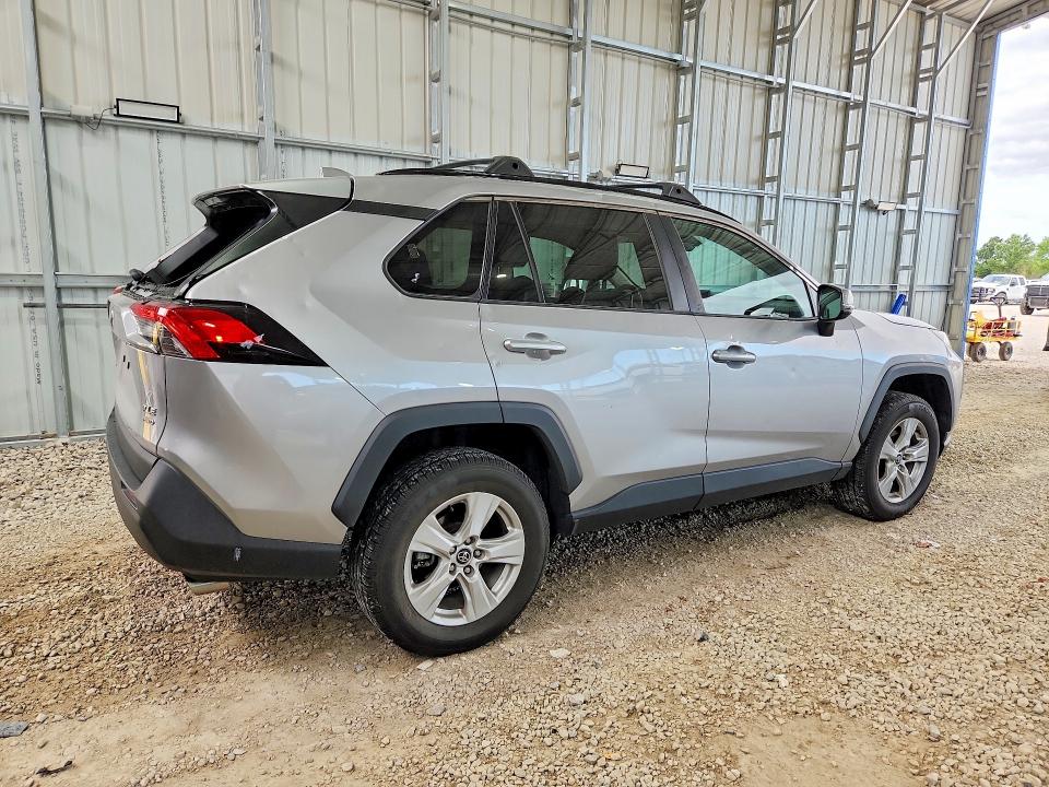 2021 Toyota Rav 4 VIN 2T3P1RFV7MC155182 COPART salvage auction — HAIL, Mo - Salvage Certificate Of Title, sold $11,000 on 2026-07-29 (photo 3)