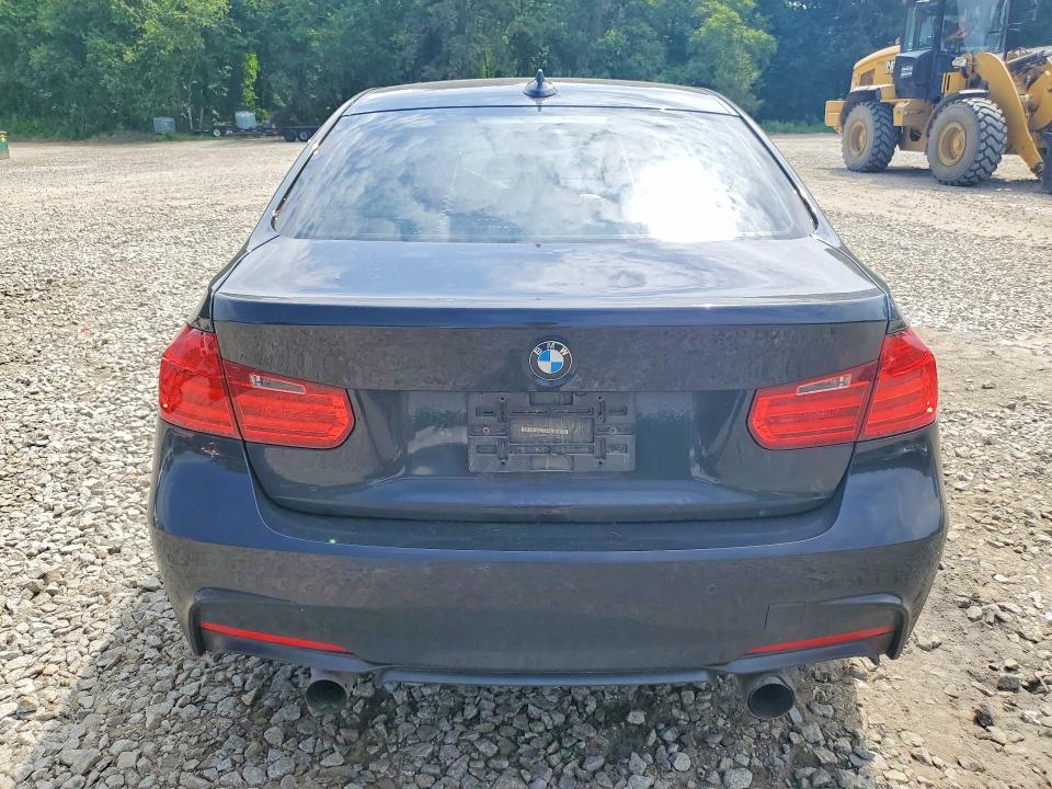 2014 BMW 3er VIN WBA3B9G52ENR79492 COPART salvage auction — MINOR DENT/SCRATCHES, Ma - Cert Of Title-Reconstrctd Coll, sold $4,100 on 2026-07-22 (photo 6)