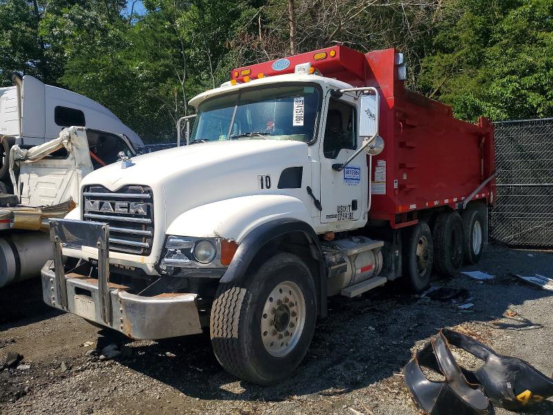 2006 Mack 700 cv700 VIN 1M2AG11C46M030047 COPART salvage auction — FRONT END, MD - CERT OF SALVAGE < 75% DAMAGE, sold $10,600 on 2026-07-23 (photo 2)