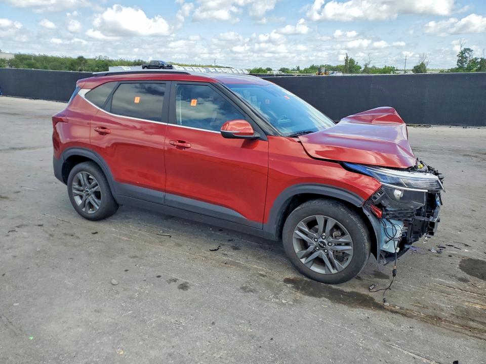 2023 Kia Seltos VIN KNDEU2AA1P7392338 COPART salvage auction — FRONT END, Fl - Certificate Of Destruction, sold $15 on 2026-07-30 (photo 4)