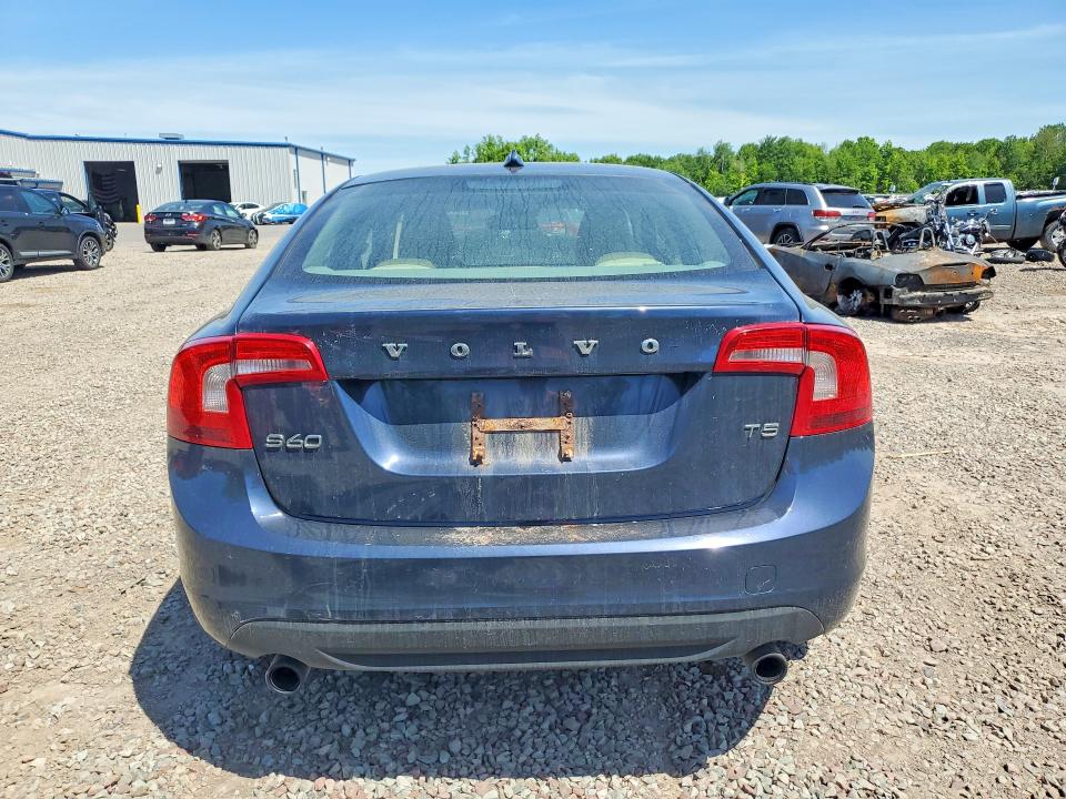 2013 Volvo VIN YV1612FS3D1219492 COPART salvage auction — FRONT END, Ny - Mv-907A Salvage Certificate, sold $425 on 2026-07-08 (photo 6)