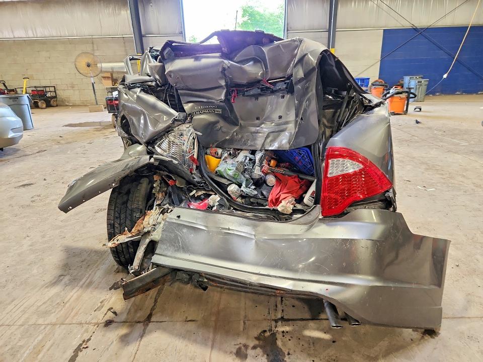 2010 Ford Fusion VIN 3FAHP0HA2AR111572 COPART salvage auction — REAR END, Pa - Certificate Of Salvage, sold $400 on 2026-07-06 (photo 6)