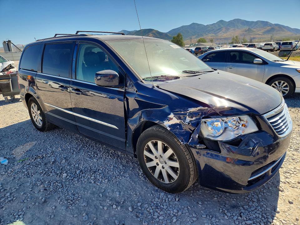 2014 Chrysler Voyager VIN 2C4RC1BG2ER399795 COPART salvage auction — FRONT END, Ut - Salvage Certificate, sold $1,100 on 2026-07-17 (photo 4)