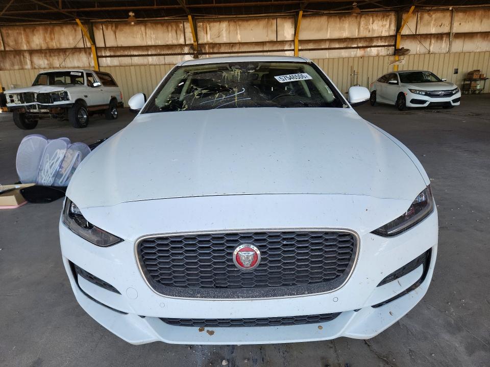 2020 Jaguar Xe VIN SAJAE4FX1LCP62937 COPART salvage auction — NORMAL WEAR, Nv - Certificate Of Title (P), sold $4,450 on 2026-07-06 (photo 5)