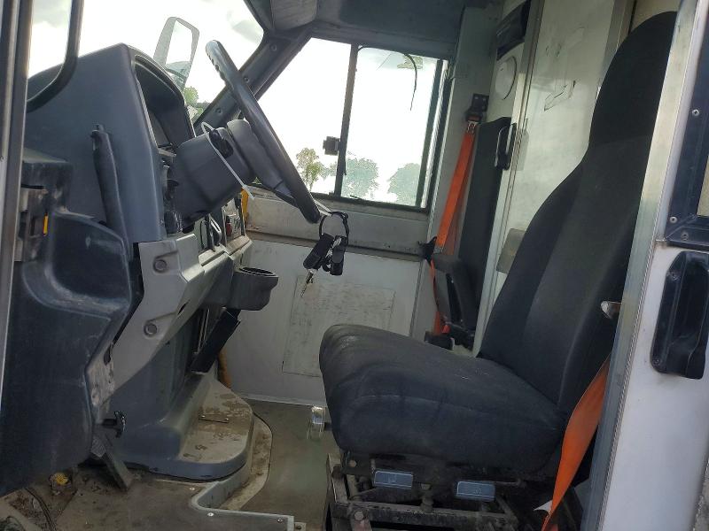 2017 Isuzu Npr VIN JALB4T173H7W01009 COPART salvage auction — NORMAL WEAR, Salvage Title, sold $775 on 2026-07-30 (photo 7)