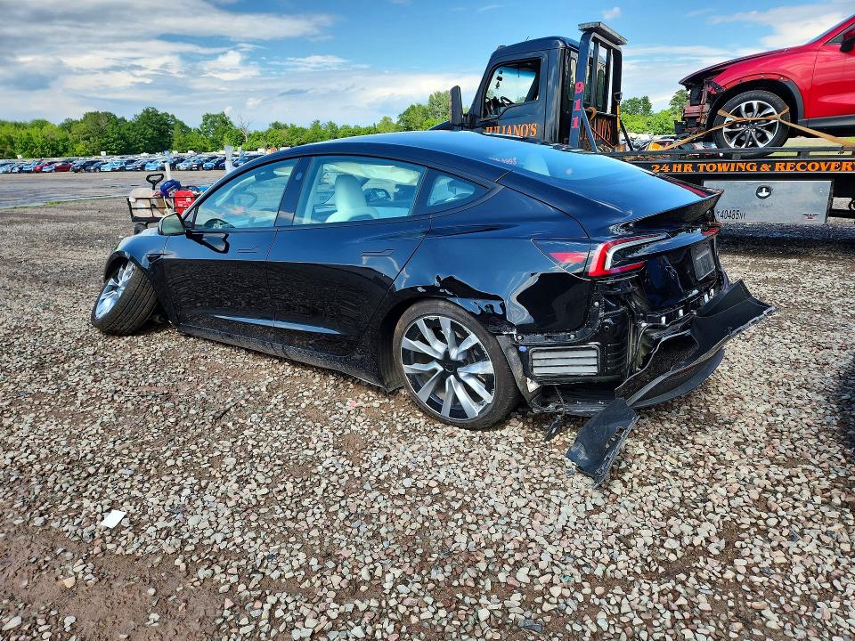 2025 Tesla Model 3 VIN 5YJ3E1EB0SF064946 COPART salvage auction — REAR END, Salvage Title, sold $13,300 on 2026-08-29 (photo 2)