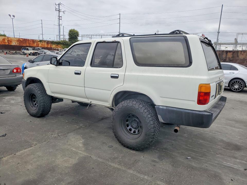 1994 Toyota 4runner VIN JT3VN29V0R0030263 COPART salvage auction — MECHANICAL, Ca - Dis/Dlr/Exp Only Clean Title, sold $900 on 2026-07-08 (photo 2)