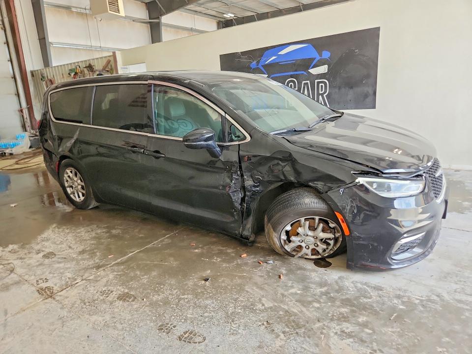 2026 Chrysler Pacifica VIN 2C4RC1BG5TR216936 COPART salvage auction — FRONT END, VA - CERTIFICATE OF TITLE, sold $9,600 on 2026-07-27 (photo 4)