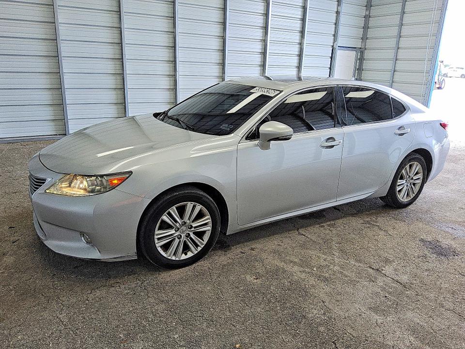 2013 Lexus Es 350 VIN JTHBK1GG8D2058717 COPART salvage auction — MINOR DENT/SCRATCHES, FL - CERTIFICATE OF TITLE, sold $3,200 on 2026-07-21 (photo 1)