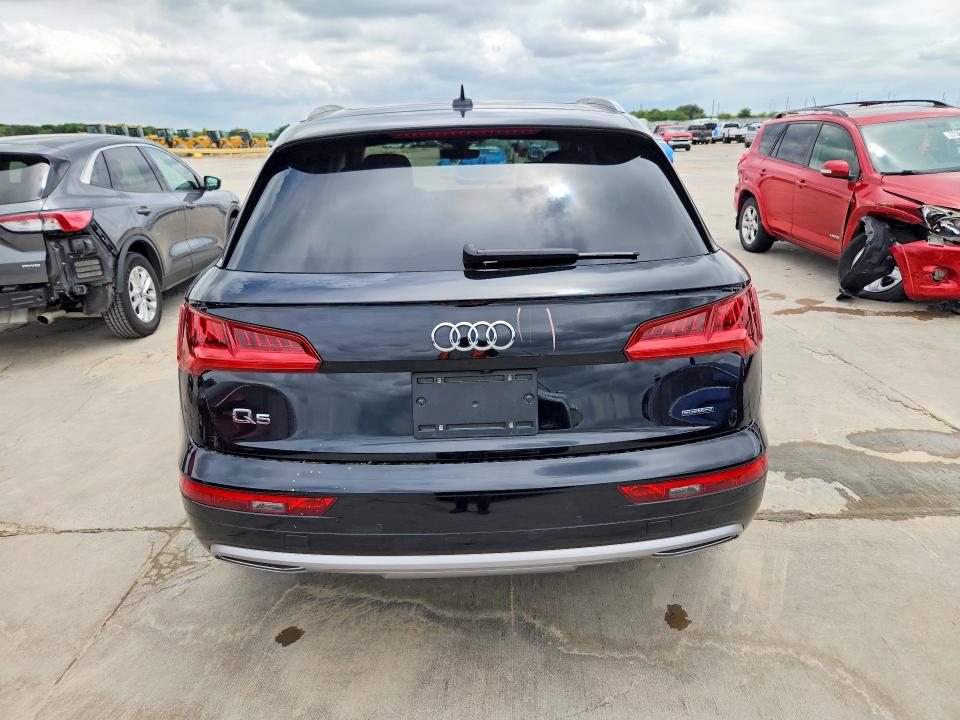 2020 Audi Q5 VIN WA1ANAFY8L2051354 COPART salvage auction — SIDE, TX - SALVAGE VEHICLE TITLE, sold $7,700 on 2026-08-27 (photo 6)