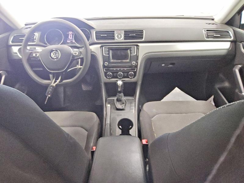 2017 Volkswagen Passat VIN 1VWAT7A35HC007787 COPART salvage auction — MINOR DENT/SCRATCHES, Wv - Certificate Of Title, sold $2,550 on 2026-07-07 (photo 8)