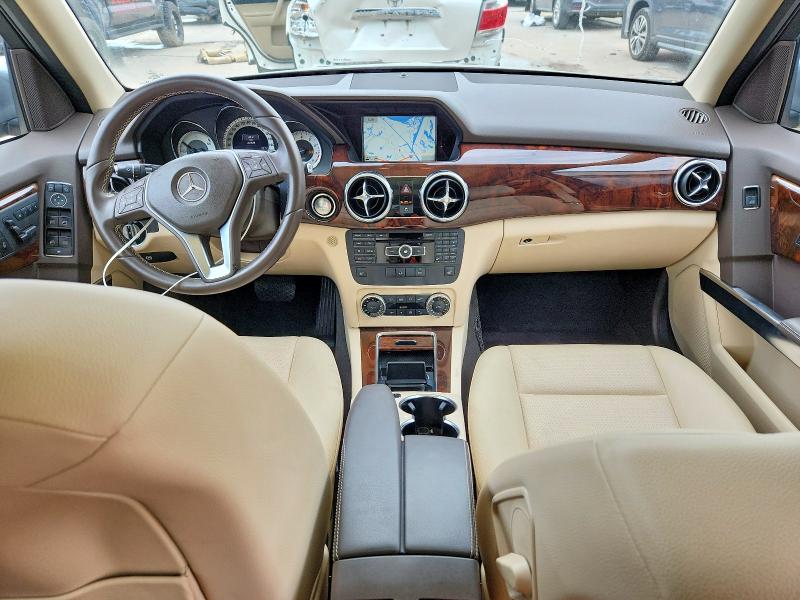 2013 Mercedes-benz VIN WDCGG5HB7DF962760 COPART salvage auction — WATER/FLOOD, Salvage Title, sold $500 on 2026-07-22 (photo 8)