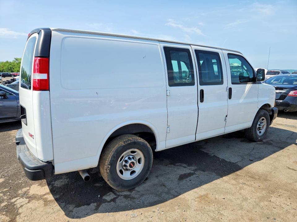 2023 Gmc Savana VIN 1GTZ7GFPXP1143929 COPART salvage auction — MECHANICAL, De - Certificate Of Title (P), sold $8,300 on 2026-07-27 (photo 3)