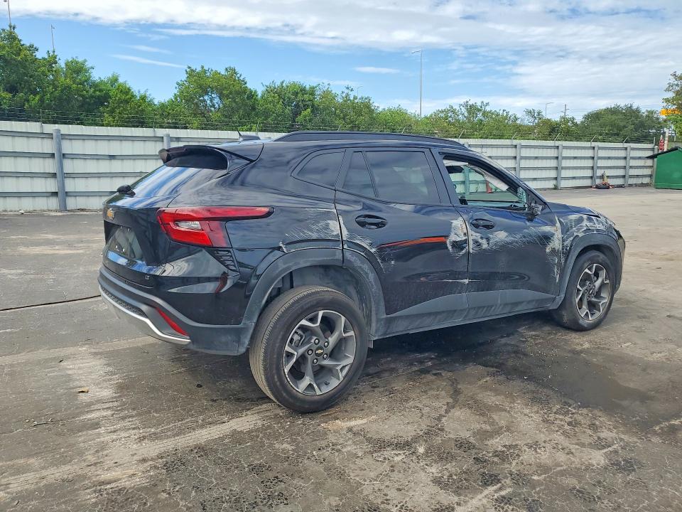 2025 Chevrolet Trax VIN KL77LHEPXSC250113 COPART salvage auction — FRONT END, Fl - Certificate Of Destruction, sold $3,950 on 2026-07-13 (photo 3)
