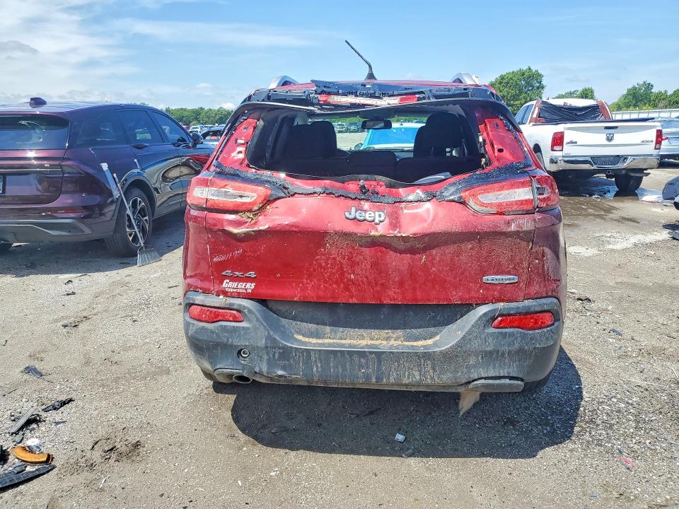 2017 Jeep VIN 1C4PJMCB8HW646119 COPART salvage auction — REAR END, In - Cert Of Title-Salvage Title, sold $1,100 on 2026-08-03 (photo 6)