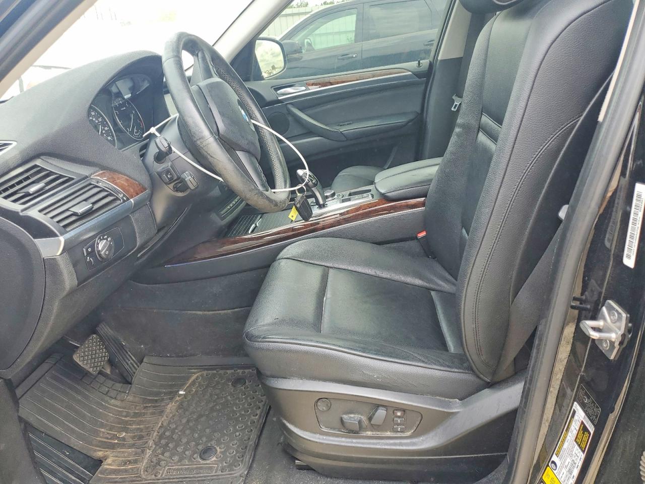 2011 BMW X5 VIN 5UXZV4C52BL414579 COPART salvage auction — Front End, MO - DEALER ONLY CLEAN TITLE, sold $500 on 2026-07-02 (photo 7)