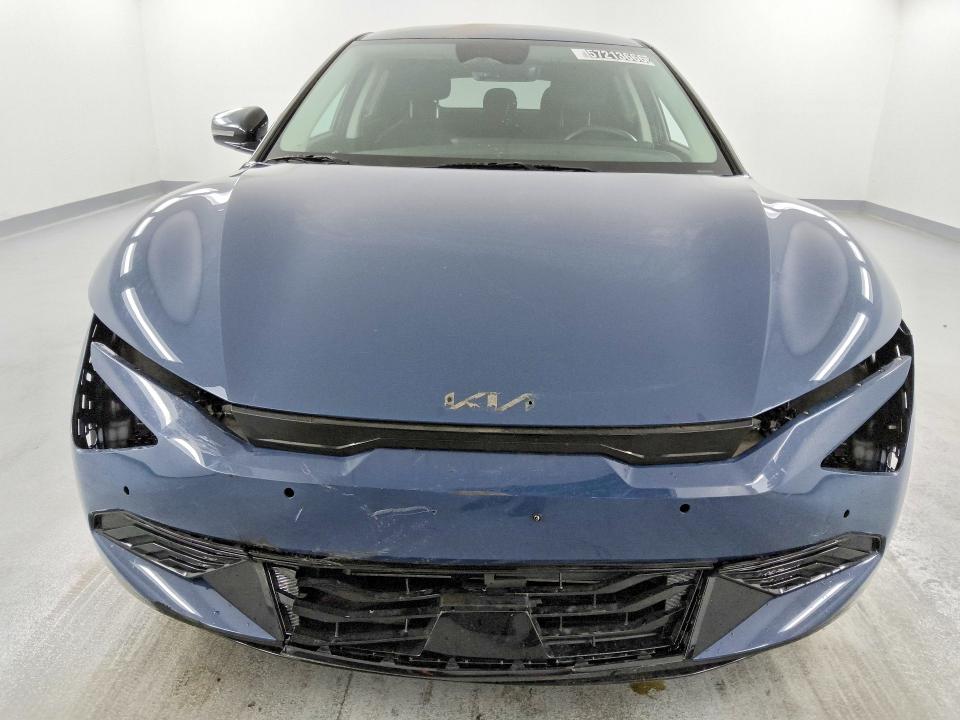 2025 Kia Ev6 VIN 5XYC34JB1SG010870 COPART salvage auction — ALL OVER, Ca - Certificate Of Title, sold $12,500 on 2026-07-07 (photo 5)