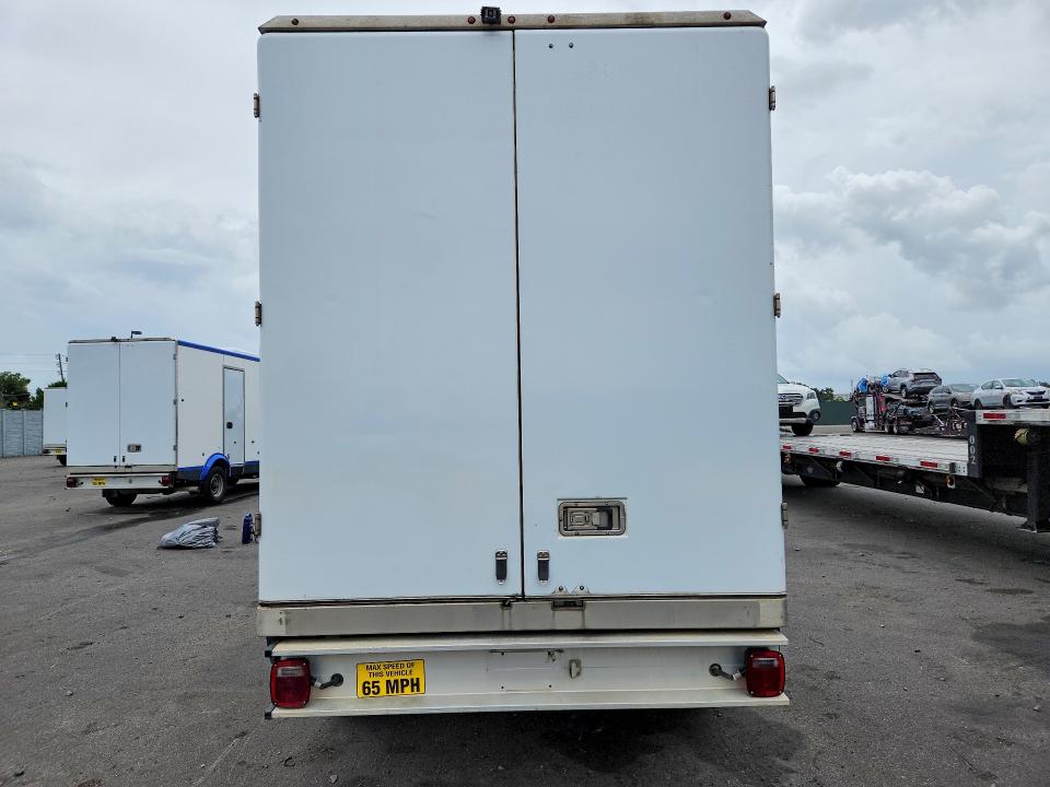 2023 Ford Econoline VIN 1FDWE3FKXPDD09740 COPART salvage auction — MINOR DENT/SCRATCHES, Fl - Certificate Of Title, sold $11,500 on 2026-07-29 (photo 6)