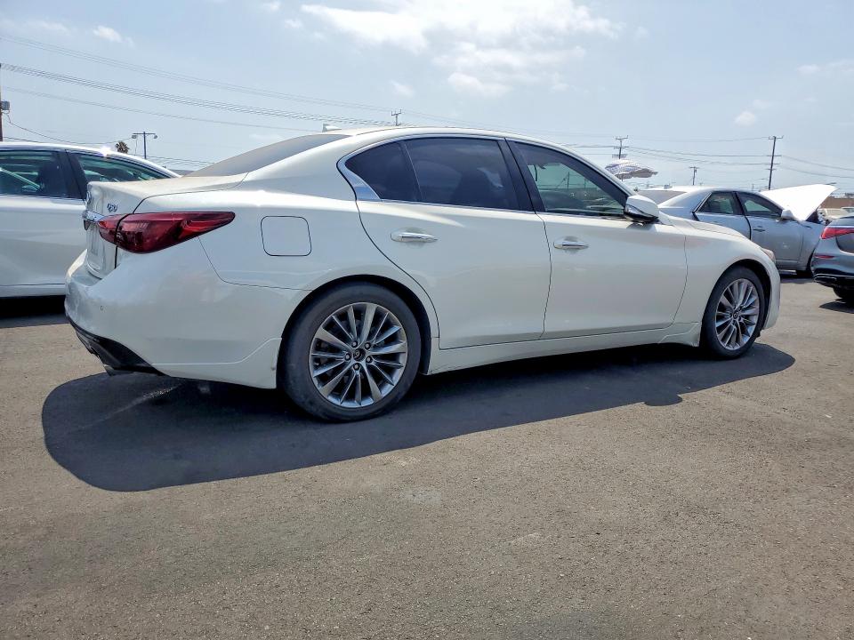 2021 Infiniti Q50 VIN JN1EV7BP9MM705066 COPART salvage auction — VANDALISM, CA - SALVAGE CERTIFICATE, sold $7,100 on 2026-07-27 (photo 3)