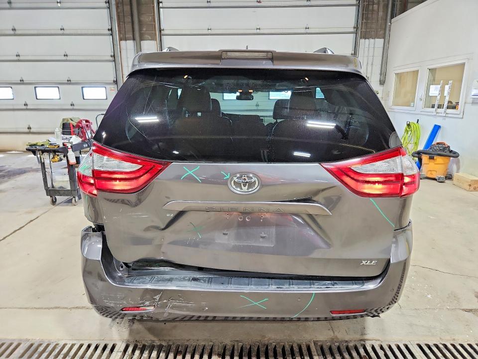 2018 Toyota Sienna VIN 5TDYZ3DC4JS962685 COPART salvage auction — REAR END, Mn - Cert Of Title-Salvage, sold $2,600 on 2026-07-30 (photo 6)