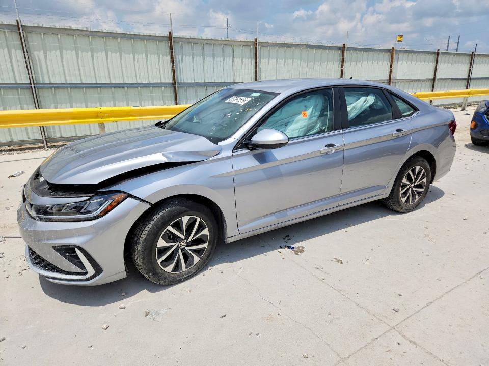 2025 Volkswagen VIN 3VW5X7BUXSM016620 COPART salvage auction — FRONT END, Tx - Salvage Vehicle Title, sold $4,650 on 2026-07-31 (photo 1)