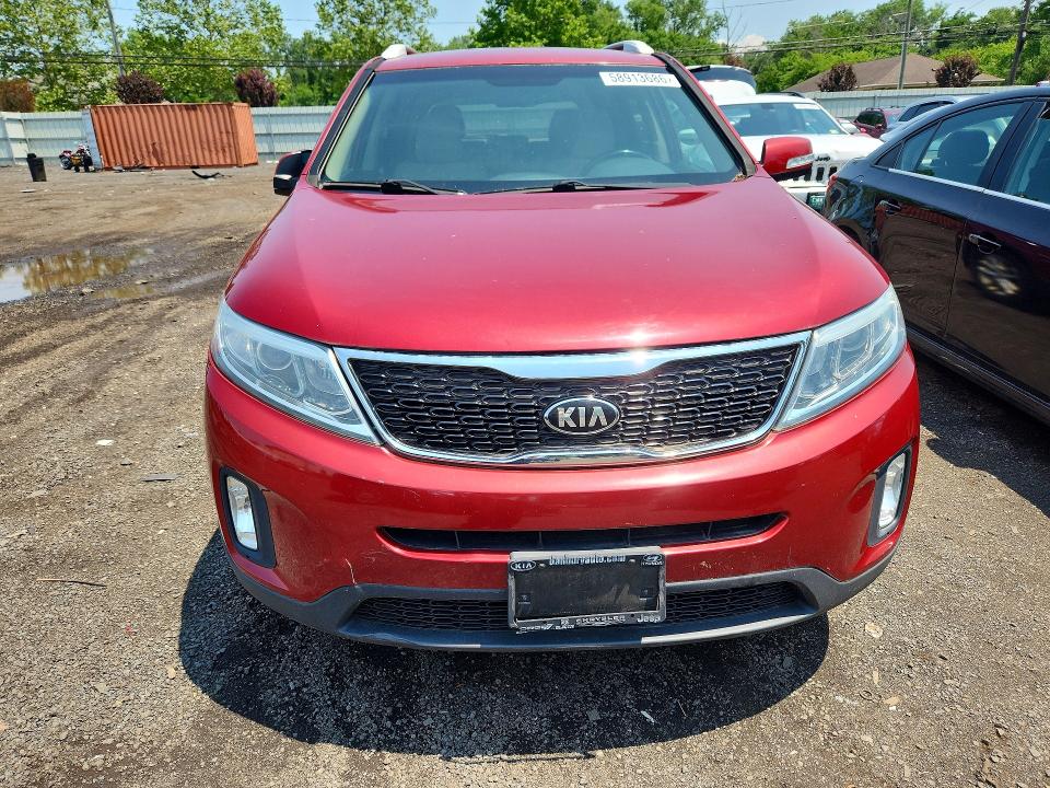 2015 Kia Sorento VIN 5XYKTCA66FG636736 COPART salvage auction — MECHANICAL, Ct - Certificate Of Title, sold $925 on 2026-07-10 (photo 5)