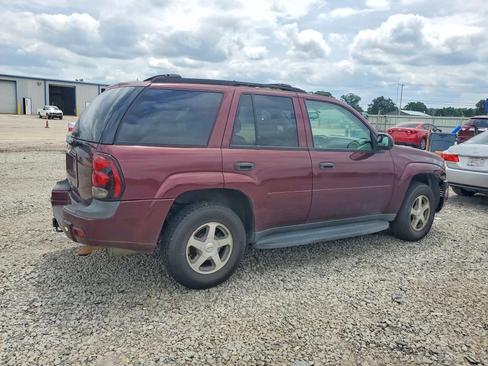 2006 Chevrolet Trailblazer VIN 1GNDS13S262205290 COPART salvage auction — FRONT END, AR - CERT OF TITLE-SALVAGE, sold $1,000 on 2026-07-08 (photo 3)