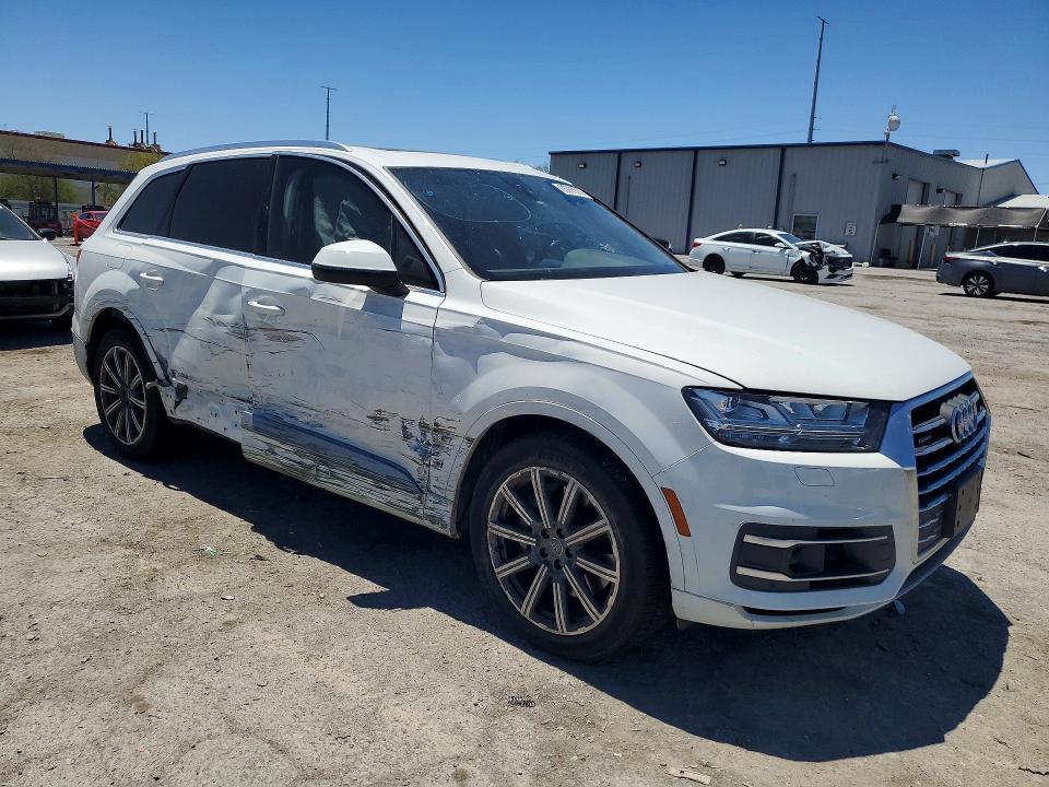 2018 Audi Q7 VIN WA1LAAF71JD024915 COPART salvage auction — SIDE, Nv - Salvage Title, sold $6,100 on 2026-07-14 (photo 4)