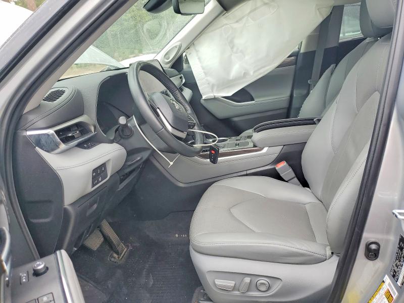 2023 Toyota VIN 5TDXBRCH2PS582270 COPART salvage auction — SIDE, Va - Cert Of Title - Salvage, sold $6,100 on 2026-07-24 (photo 7)