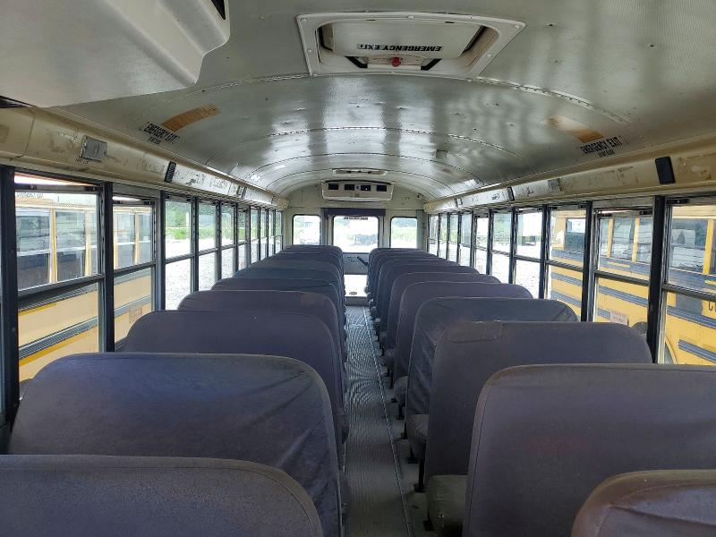 2007 Ic corporation All other VIN 4DRBUAANX7B504742 COPART salvage auction — NORMAL WEAR, Ga - Certificate Of Title (P), sold $725 on 2026-07-16 (photo 6)