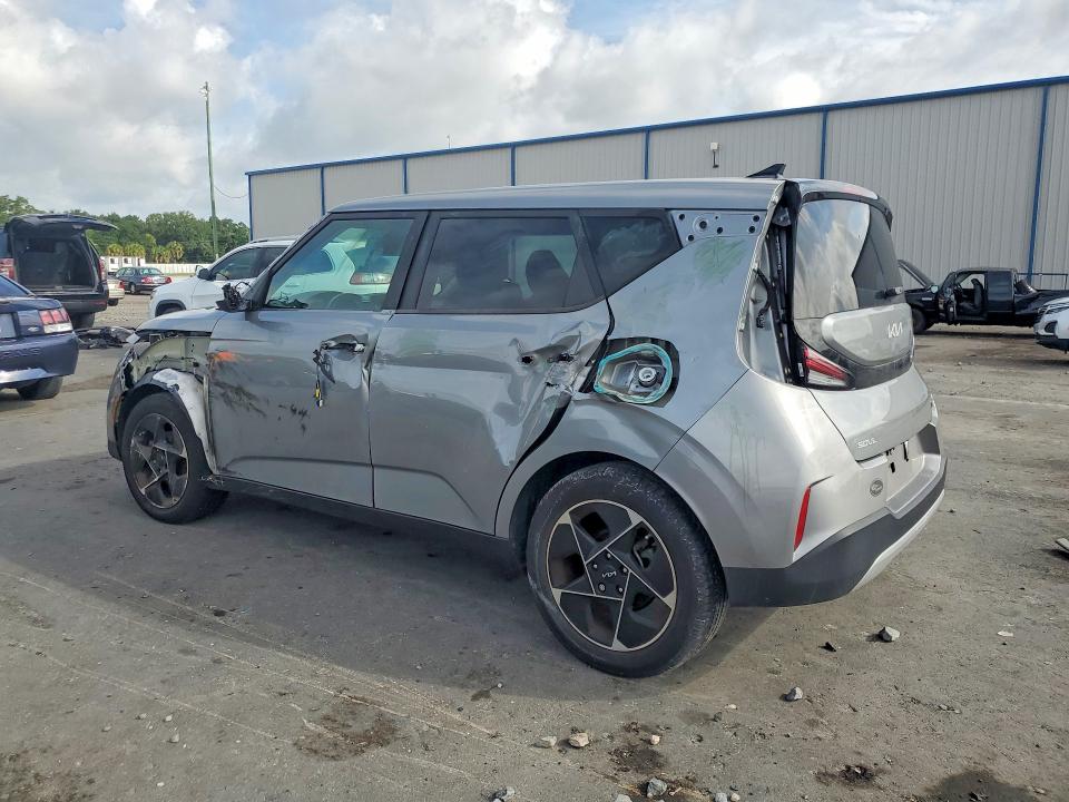 2023 Kia Soul VIN KNDJ33AUXP7854493 COPART salvage auction — FRONT END, Fl - Cert Of Title Slvg Rebuildable, sold $3,950 on 2026-07-08 (photo 2)