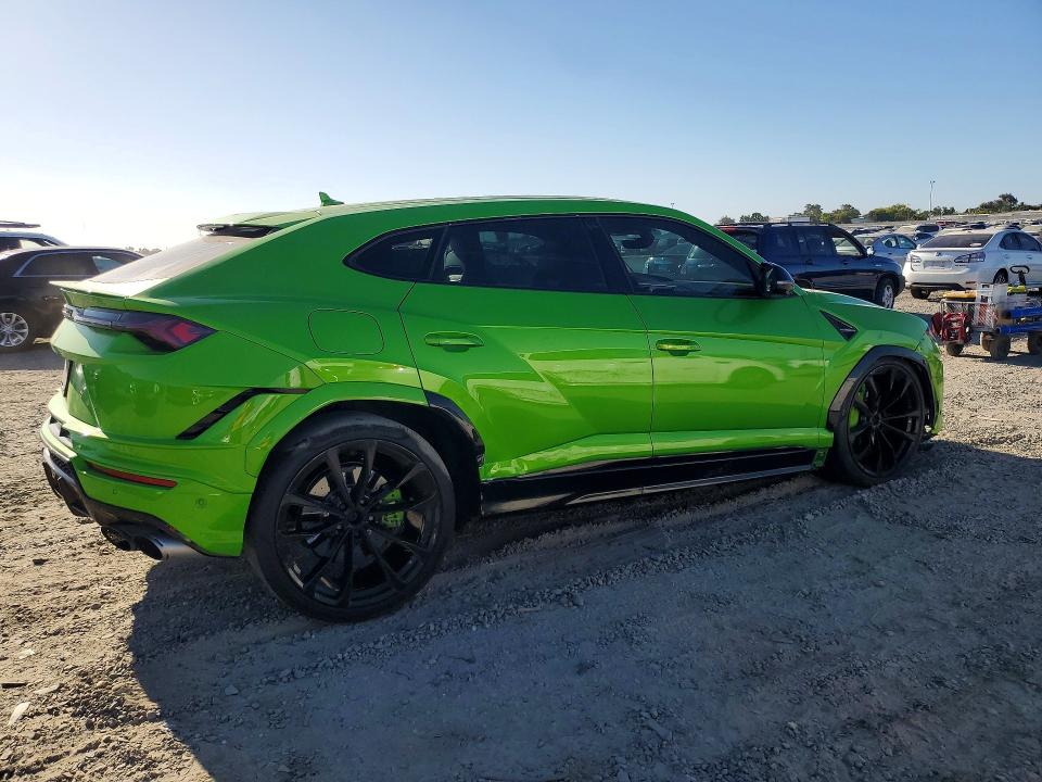 2021 Lamborghini Urus VIN ZPBUA1ZLXMLA15524 COPART salvage auction — FRONT END, FL - DIS/DLR/EXP ONLY CLEAN TITLE (P), sold $123,000 on 2026-07-28 (photo 3)