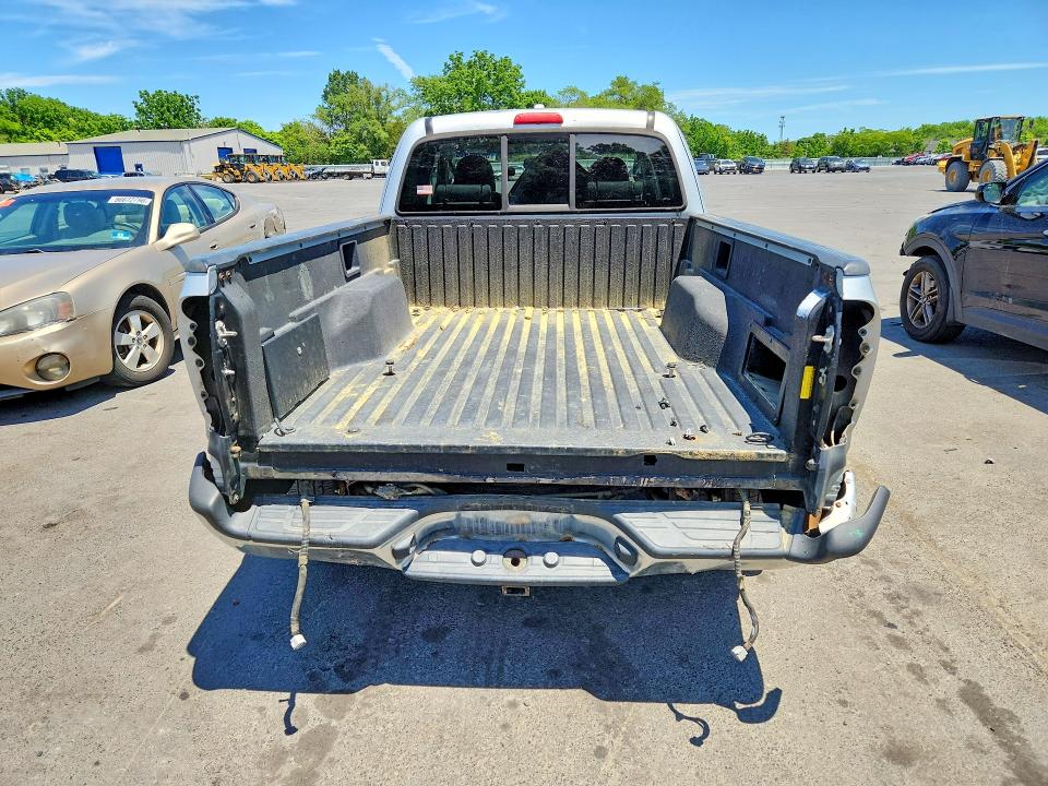 2010 Toyota Tacoma VIN 5TEUU4EN4AZ739388 COPART salvage auction — FRONT END, NJ - CERT OF TITLE-SALVAGE, sold $3,100 on 2026-07-28 (photo 6)
