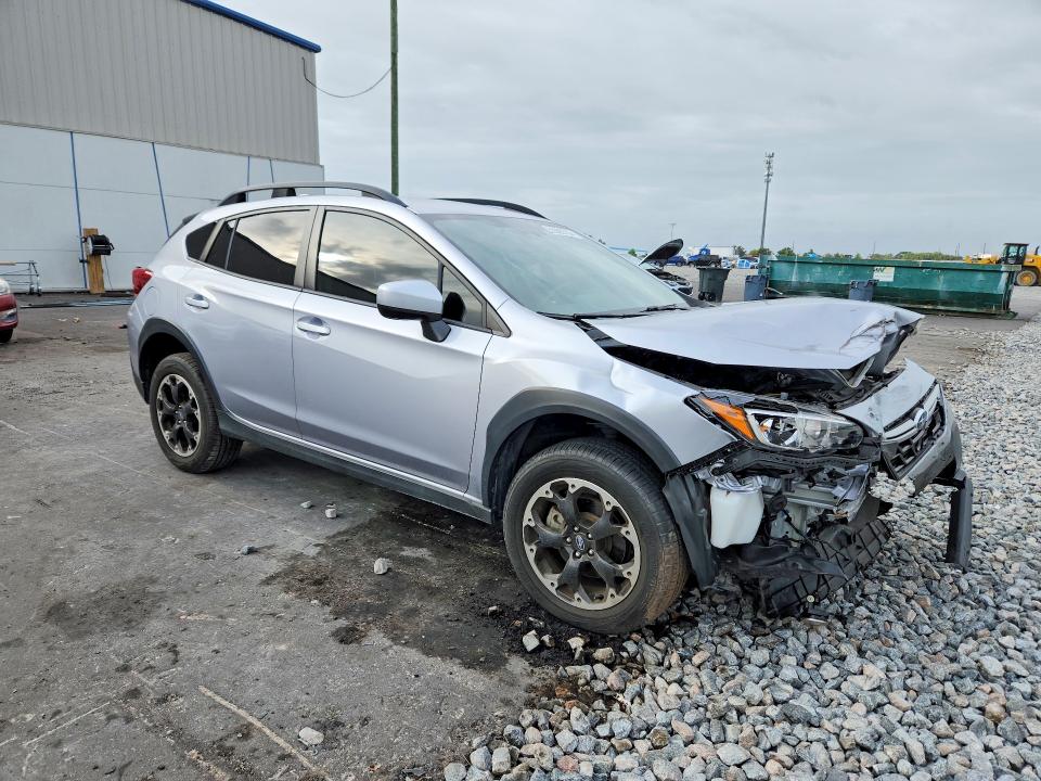 2023 Subaru Xv VIN JF2GTAPC1P8213421 COPART salvage auction — FRONT END, FL - CERT OF TITLE SLVG REBUILDABLE, sold $3,150 on 2026-07-27 (photo 4)