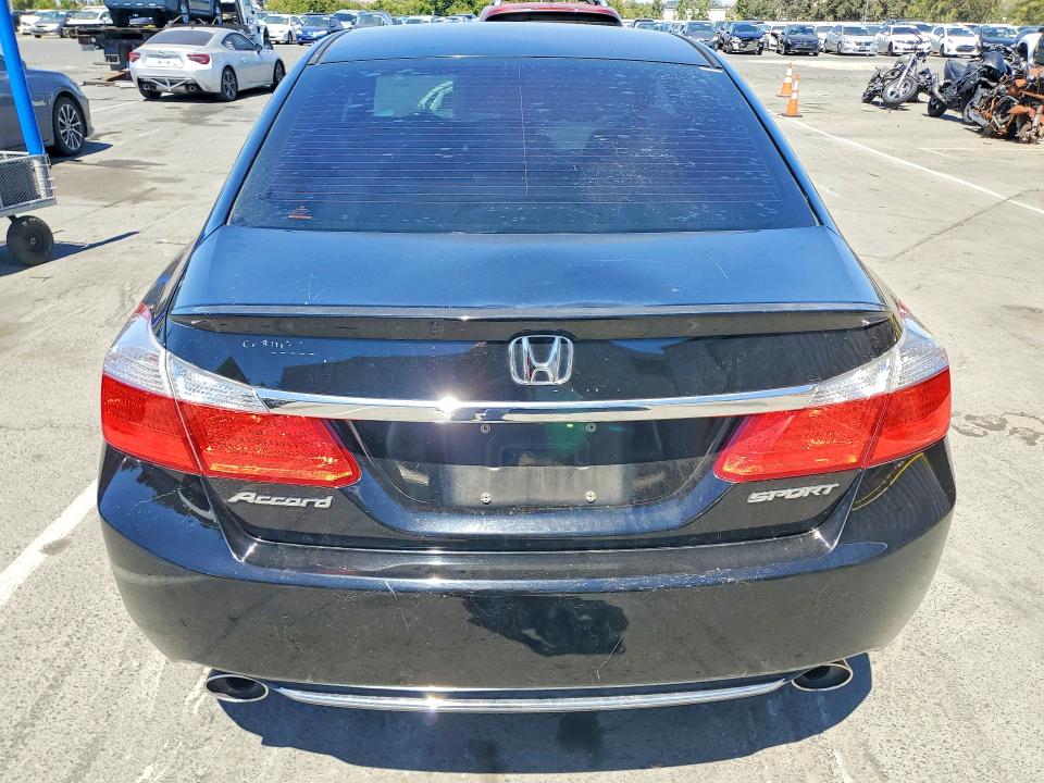2015 Honda Accord VIN 1HGCR2F50FA239053 COPART salvage auction — FRONT END, Ca - Dlr/Dis/Exp Only Salvage Title, sold $2,300 on 2026-07-10 (photo 6)