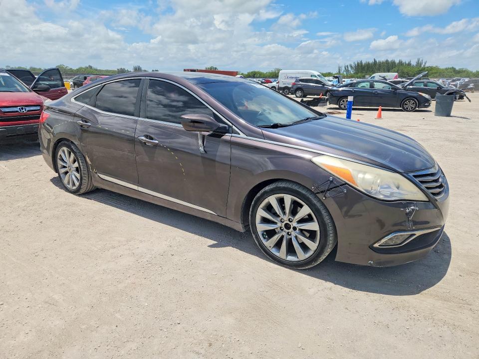 2016 Hyundai Azera VIN KMHFH4JG3GA535376 COPART salvage auction — SIDE, Fl - Cert Of Title Slvg Rebuildable, sold $1,750 on 2026-07-27 (photo 4)