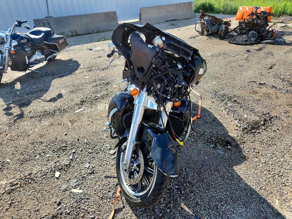 2019 Harley-davidson Flht VIN 1HD1FVC28KB654473 COPART salvage auction — FRONT END, WI - JUNKED VEHICLE BILL OF SALE, sold $2,350 on 2026-07-09 (photo 2)