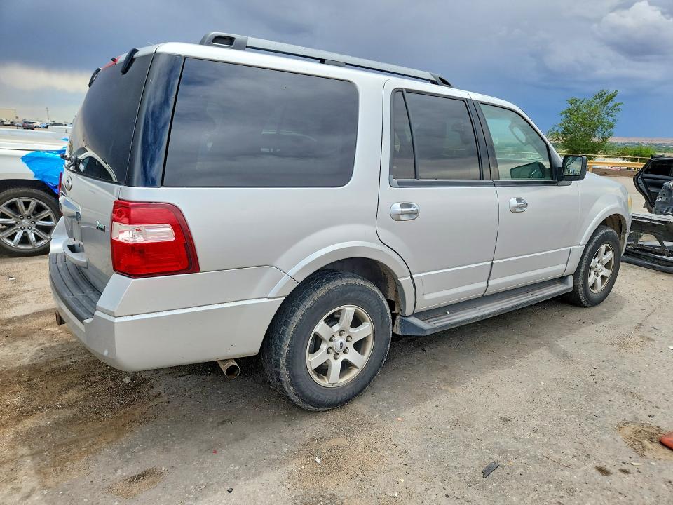 2010 Ford Expedition VIN 1FMJU1G52AEB63524 COPART salvage auction — HAIL, Nm - Certificate Of Title, sold $750 on 2026-07-02 (photo 3)