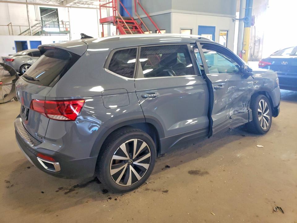 2023 Volkswagen Taos VIN 3VVNX7B27PM320482 COPART salvage auction — SIDE, Mn - Cert Of Title-Salvage, sold $525 on 2026-08-25 (photo 3)