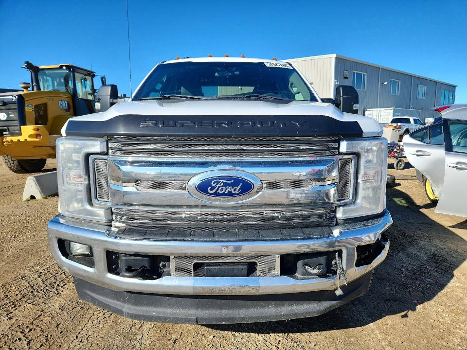 2019 Ford F-350 super duty VIN 1FT8W3B63KEC63934 COPART salvage auction — REAR END, Ab - Bos - Active, sold $2,150 on 2026-07-09 (photo 5)