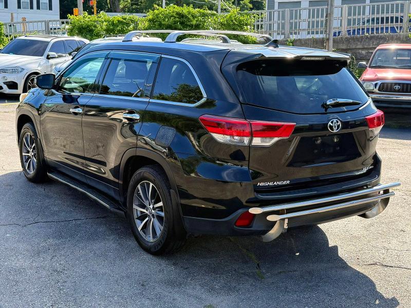 2019 Toyota Highlander VIN 5TDJZRFH4KS582650 COPART salvage auction — MINOR DENT/SCRATCHES, Md - Certificate Of Title (P), sold $13,800 on 2026-07-21 (photo 2)