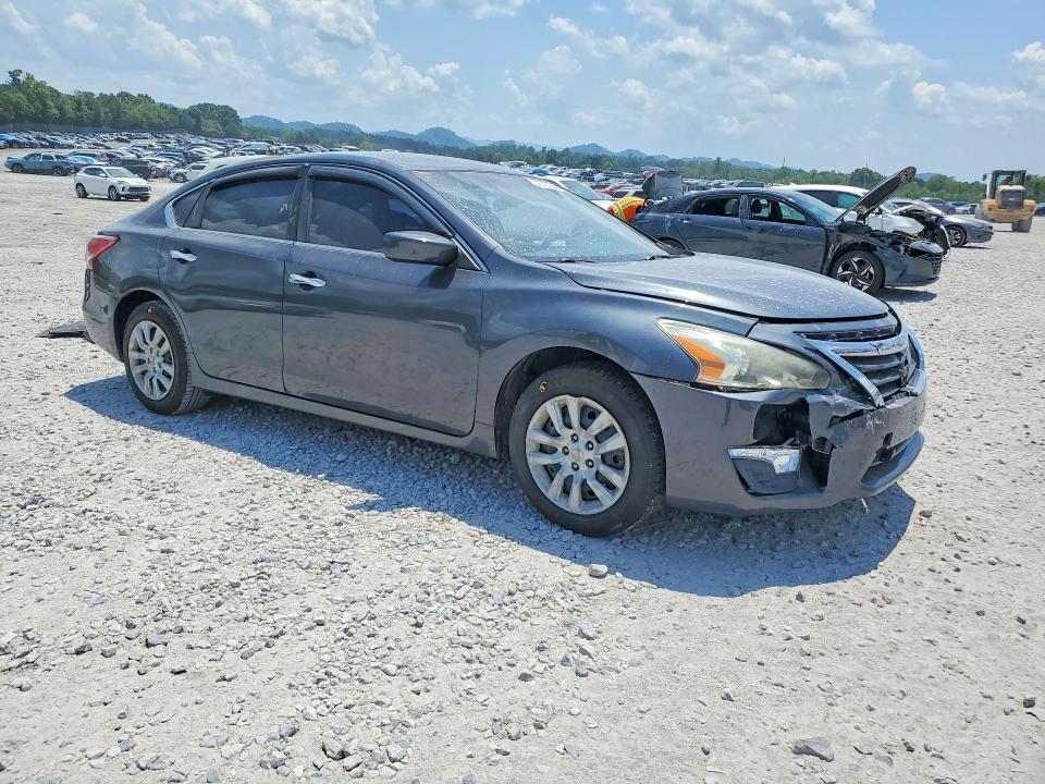 2013 Nissan Altima VIN 1N4AL3AP8DC203379 COPART salvage auction — SIDE, Tn - Salvage Certificate, sold $525 on 2026-07-02 (photo 4)