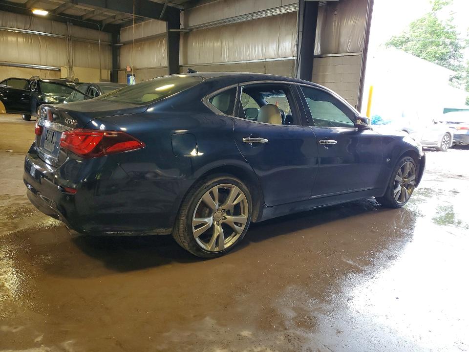 2015 Infiniti Q70 VIN JN1BY1AR3FM562760 COPART salvage auction — VANDALISM, Pa - Cert Of Salvage-Theft, sold $2,250 on 2026-07-29 (photo 3)