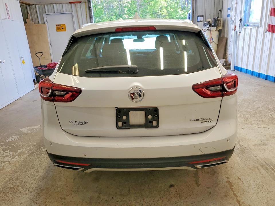 2019 Buick Regal tourx VIN W04GV8SXXK1023754 COPART salvage auction — SIDE, ME - CERT OF TITLE-SALVAGE COLLISIO, sold $7,100 on 2026-07-09 (photo 6)