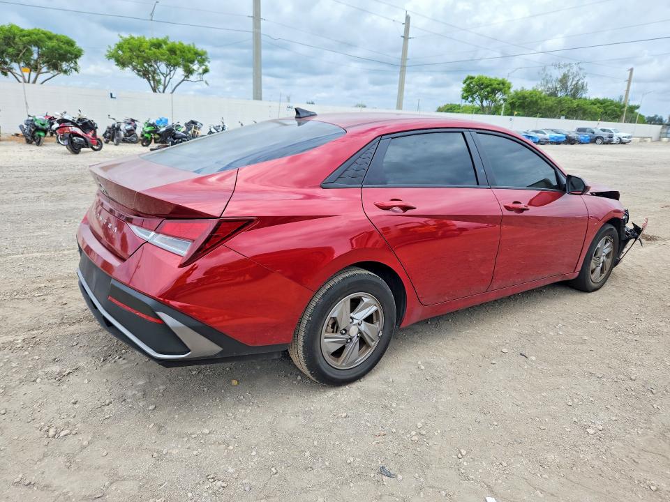2025 Hyundai Elantra VIN KMHLL4DG8SU882688 COPART salvage auction — FRONT END, Fl - Certificate Of Destruction, sold $3,300 on 2026-07-29 (photo 3)