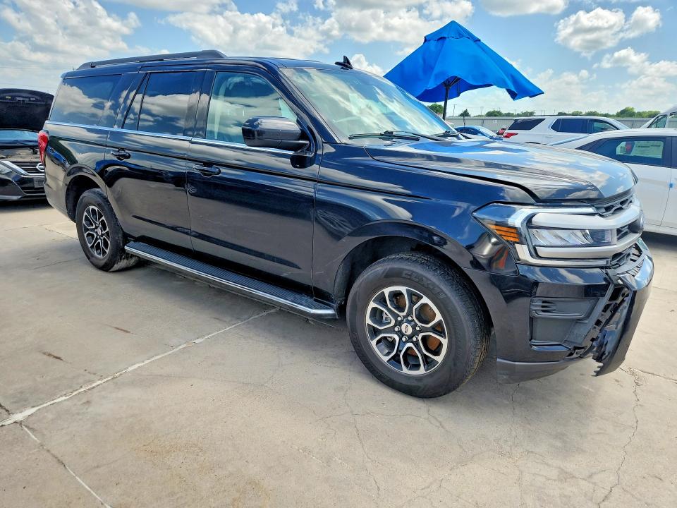 2023 Ford Expedition VIN 1FMJK1J88PEA04007 COPART salvage auction — FRONT END, Tx - Salvage Vehicle Title, sold $13,900 on 2026-07-09 (photo 4)